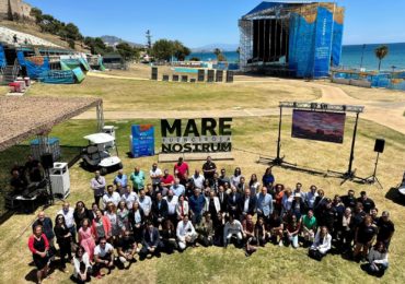 Foto de familia de la presentación de la edición 2024 de Marenostrum Fuengirola