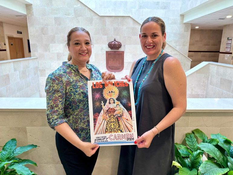 Rosa Ana Bravo e Isabel Moreno presentan la programación de la Feria del Carmen de Los Boliches 2026