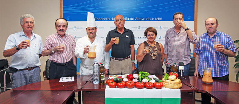 20120619 pres dia gazpacho andaluz (1)