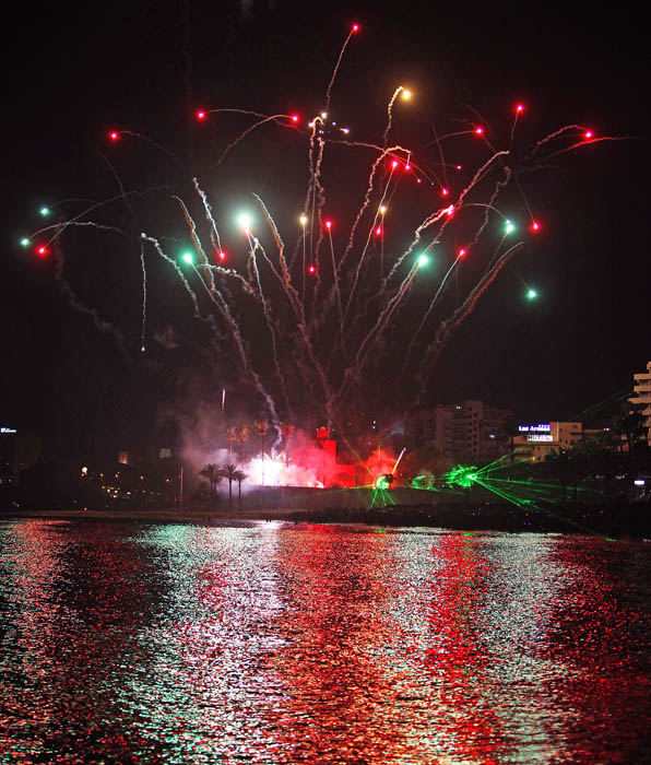 20120624 FUEGOS ARTIFICIALES CASTILLO BIL BIL 1