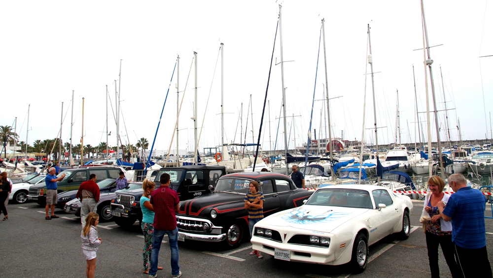 20130512 coches americanos puerto (34)