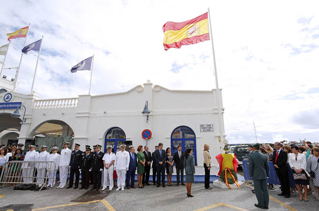 ACTOS EN PUERTO DEPORTIVO BENALMADENA EN HONOR A LA VIRGEN DEL PILAR PATRONA DE LA GUARDIA CIVIL 13