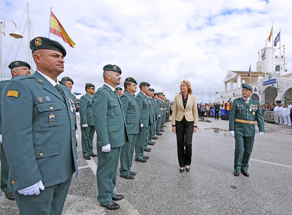 ACTOS EN PUERTO DEPORTIVO BENALMADENA EN HONOR A LA VIRGEN DEL PILAR PATRONA DE LA GUARDIA CIVIL 20