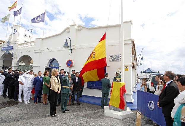 ACTOS EN PUERTO DEPORTIVO BENALMADENA EN HONOR A LA VIRGEN DEL PILAR PATRONA DE LA GUARDIA CIVIL 6