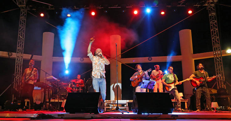 ACTUACION EL ARREBATO EN FERIA VIRGEN DE LA CRUZ DE BENALMADENA PUEBLO 2014 2