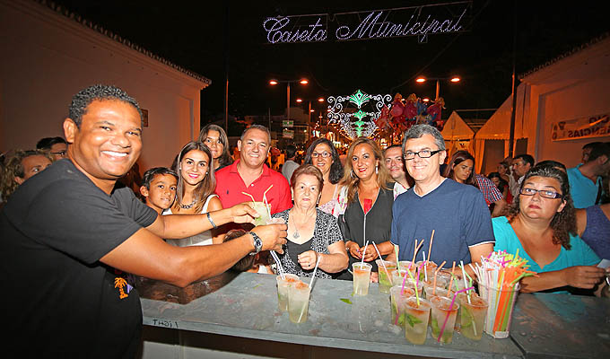 ACTUACION NOCHE CUBANA EN FERIA BENALMADENA PUEBLO 2