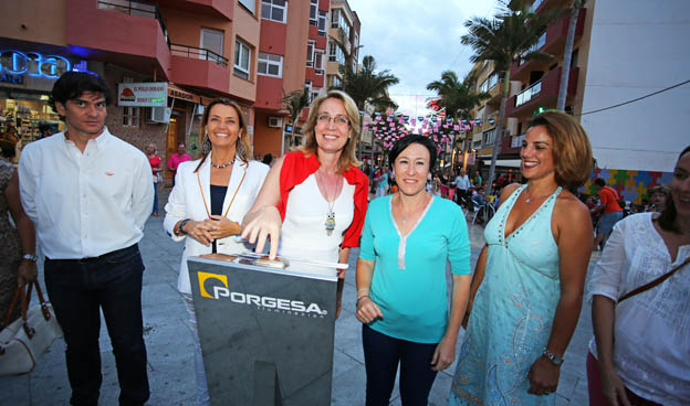 ALCALDESA Y CONCEJALES INAUGURAN ALUMBRADO CALLES FERIA DE DIA SAN JUAN 2014 1