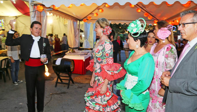 ALCALDESA Y CONCEJALES INAUGURAN CASETA MUNICIPAL FERIA SAN JUAN 2014