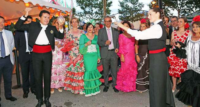 ALCALDESA Y CONCEJALES INAUGURAN CASETA MUNICIPAL FERIA SAN JUAN 2014 1