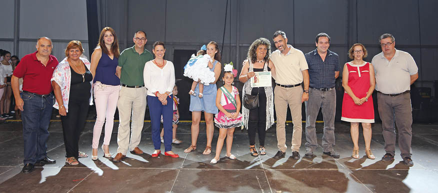 ALCALDE Y CONCEJALES ENTREGAN PREMIOS FERIA SAN JUAN 2015 14