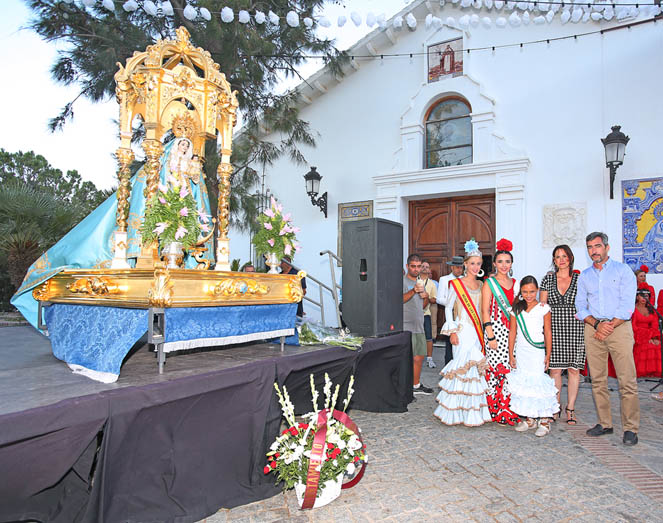 OFRANDA FLORAL A VIRGEN DE LA CRUZ 21