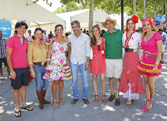 ALCALDE Y CONCEJALES EN ROMERIA SAN JUAN 2015 13