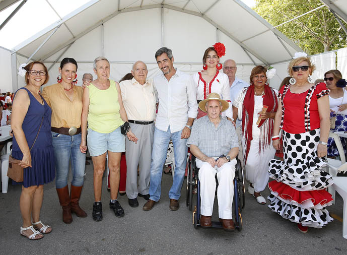 ALCALDE Y CONCEJALES EN ROMERIA SAN JUAN 2015 3