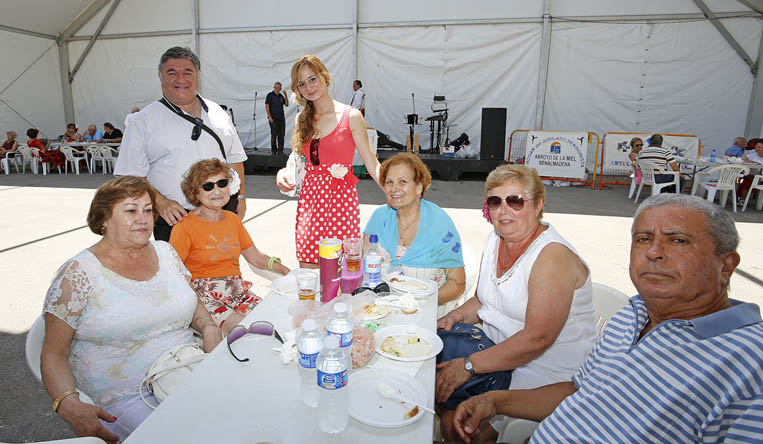 ALCALDE Y CONCEJALES EN ROMERIA SAN JUAN 2015 4