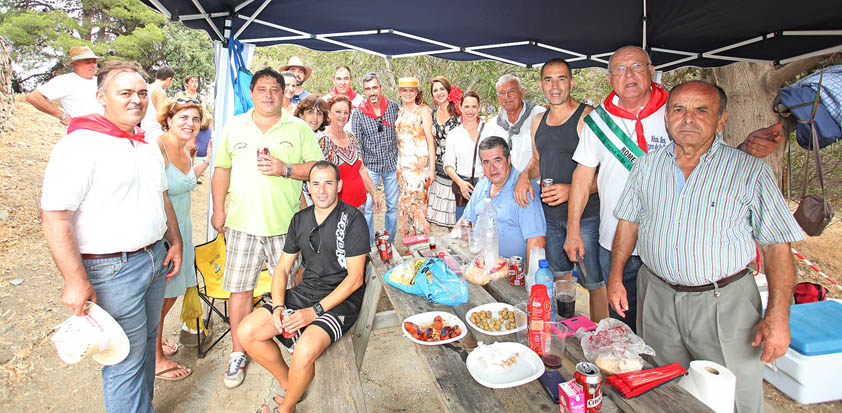 ALCALDE Y CONCEJALES EN ROMERIA VIRGEN DE LA CRUZ DE BENALMADENA PUEBLO 8