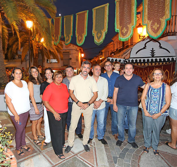 ALCALDE Y CONCEJALES INAUGURAN ZOCO ARABE BENALMADENA PUEBLO 2015