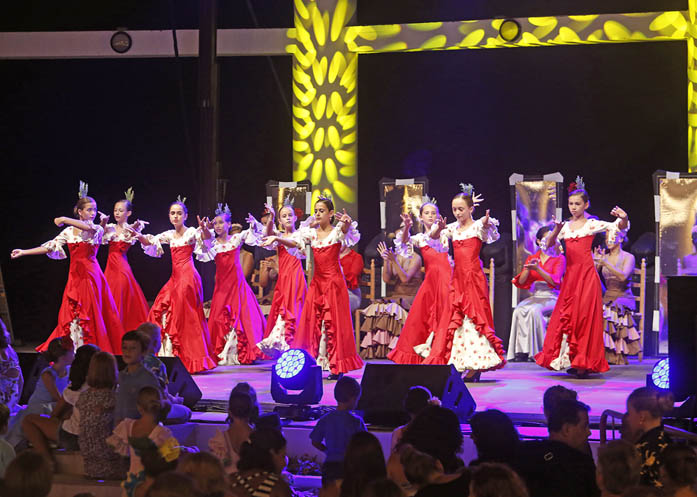 AMBIENTE FERIA BENALMADENA PUEBLO 3