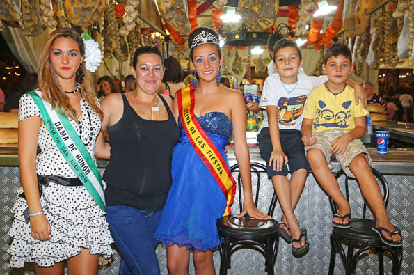 AMBIENTE FERIA NOCHE 2