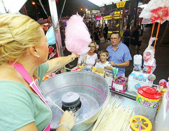 AMBIENTE FERIA NOCHE 9