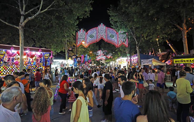 AMBIENTE FERIA NOCHE SAN JUAN 2015 14