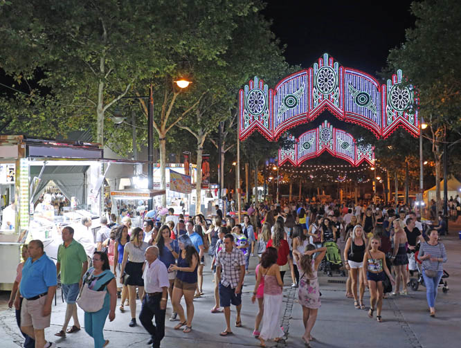 AMBIENTE FERIA NOCHE SAN JUAN 2015 22