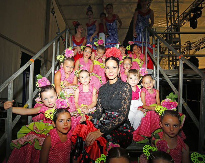 AMBIENTE FERIA NOCHE SAN JUAN 2015 academia de baile MARI LUZ MARQUEZ 1