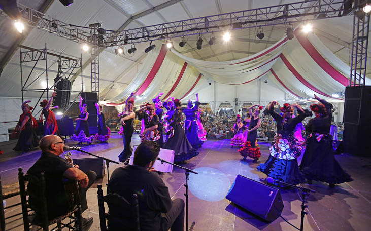 AMBIENTE FERIA NOCHE SAN JUAN 2015 academia de baile RAQUEL DE LUNA 4