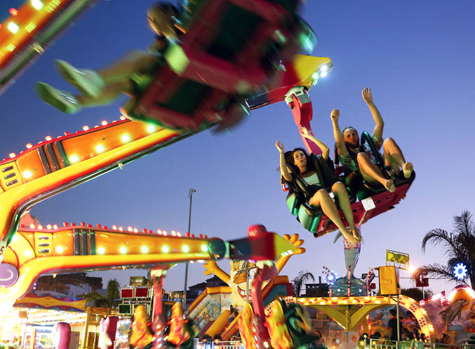 AMBIENTE FERIA NOCHE SAN JUAN 2015 zona atracciones 8