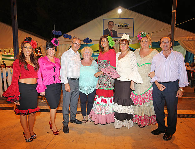 AMBIENTE NOCHE FERIA BENALMADENA PUEBLO 2014 23