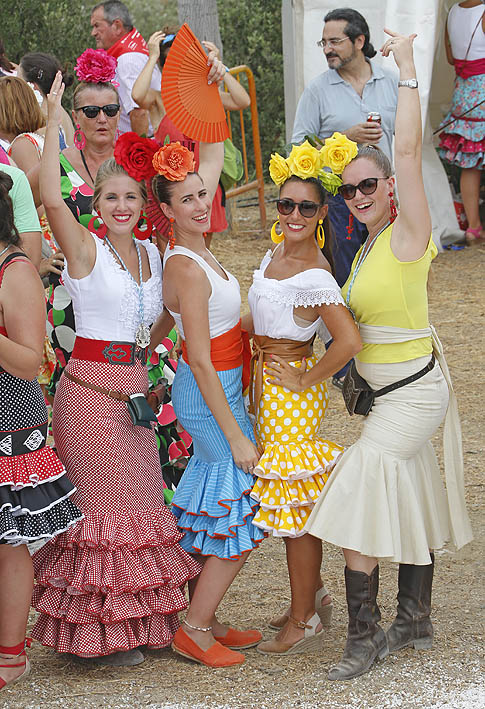 AMBIENTE ROMERIA VIRGEN DE LA CRUZ DE BENALMADENA PUEBLO 11