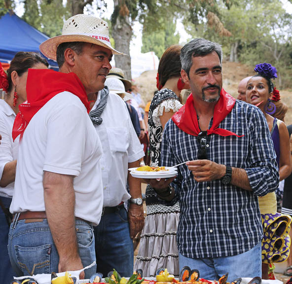 AMBIENTE ROMERIA VIRGEN DE LA CRUZ DE BENALMADENA PUEBLO 16