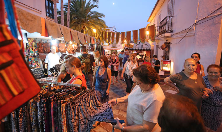 AMBIENTE ZOCO ARABE BENALMADENA PUEBLO 2015 1