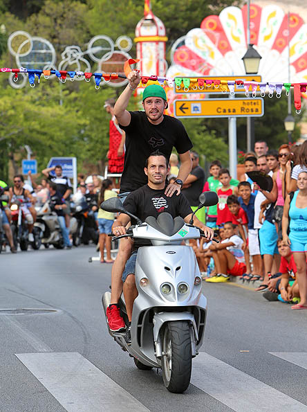 CARRERA CINTAS EN MOTO FERIA BENALMADENA PUEBLO 2014 6