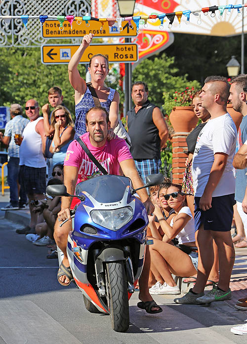 CARRERA DE CINTAS EN MOTO FERIA BENALMADENA PUEBLO 43