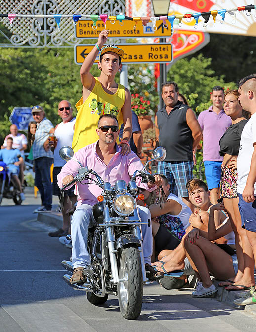 CARRERA DE CINTAS EN MOTO FERIA BENALMADENA PUEBLO 44