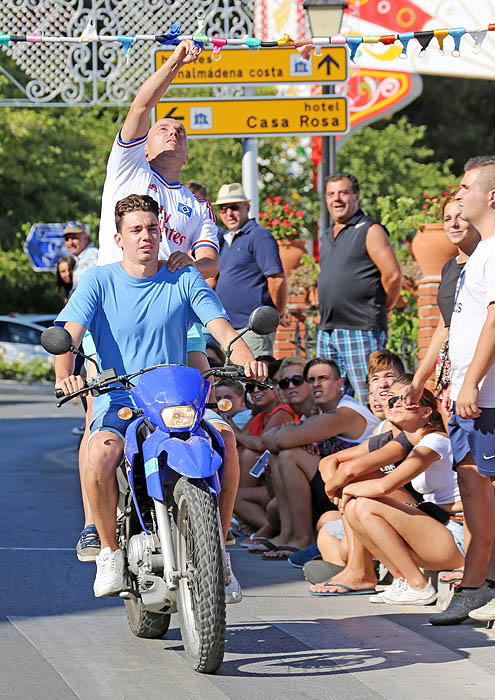 CARRERA DE CINTAS EN MOTO FERIA BENALMADENA PUEBLO 45