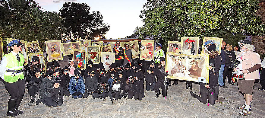 DESFILE CARNAVAL BENALMADENA PUEBLO