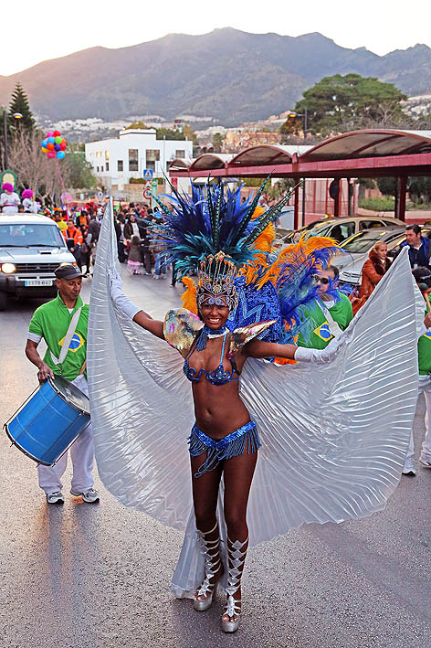 DESFILE CARNAVAL EN ARROYO DE LA MIEL 2