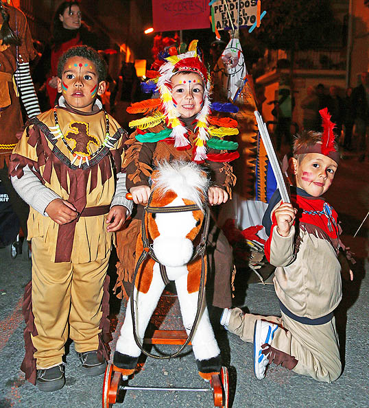 DESFILE CARNAVAL EN ARROYO DE LA MIEL 23