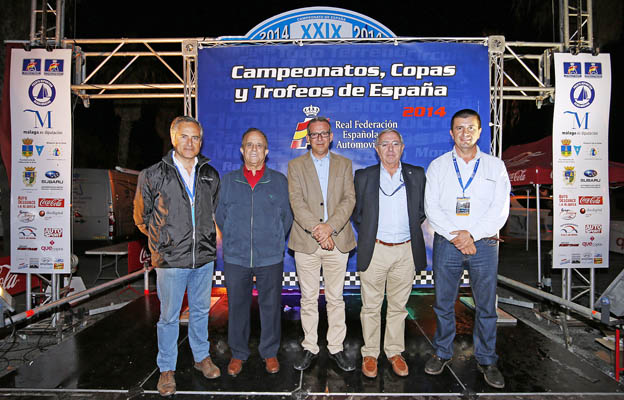 FRANCISCO SALIDO ENTREGA PREMIOS DEL XXIX RALLIE GIBRALFARO PUERTO MARINA BENALMADENA 10