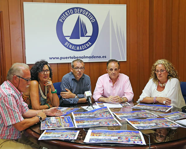 FRANCISCO SALIDO PRESENTA JORNADA DE YOGA A BENEFICIO DEL COMEDOR SOCIAL EN PUERTO DEPORTIVO DE BENALMADENA