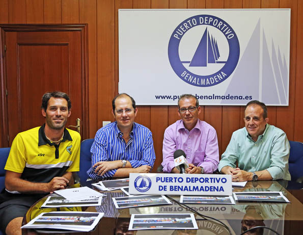 FRANCISCO SALIDO PRESENTA ROAD SHOW BALONCESTO EN PUERTO DEPORTIVO BENALMADENA