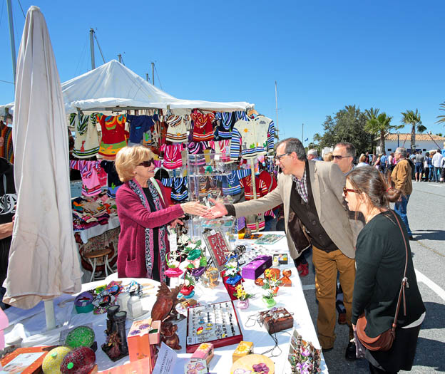 FRANCISCO SALIDO VISITA PUERTO MARINA MARKET 5