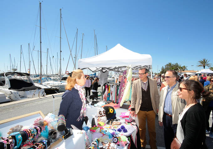 FRANCISCO SALIDO VISITA PUERTO MARINA MARKET 6