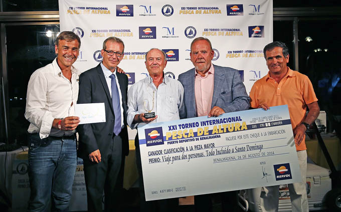 GANADOR XXI TORNEO PESCA ALTURA 2014 EN PUERTO DEPORTIVO BENALMADENA