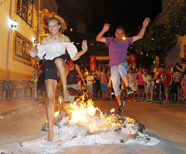 NOCHE JUAS FERIA SAN JUAN 2015 ambiente 3