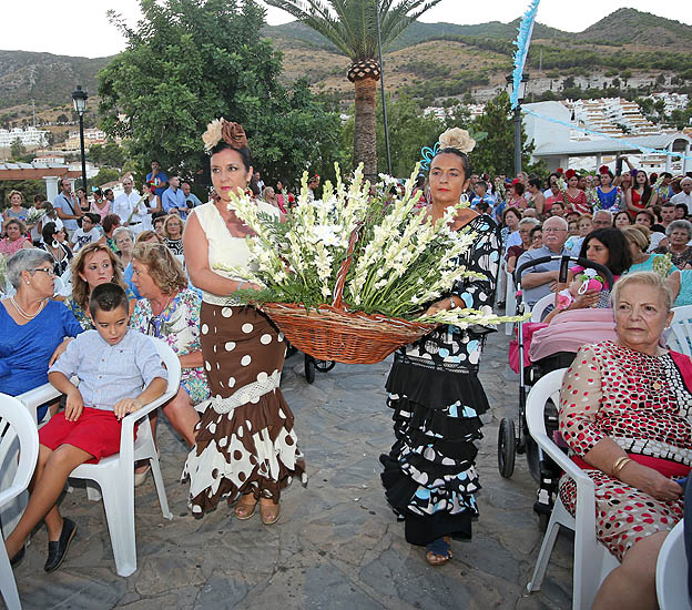 OFRANDA FLORAL A VIRGEN DE LA CRUZ 36