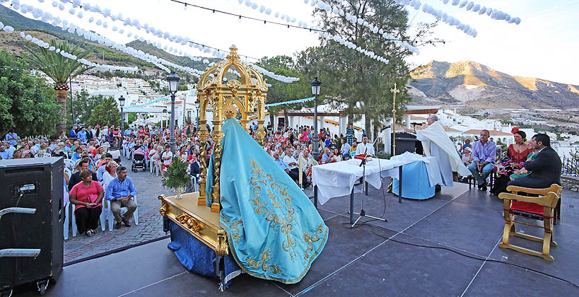 OFRANDA FLORAL A VIRGEN DE LA CRUZ 8