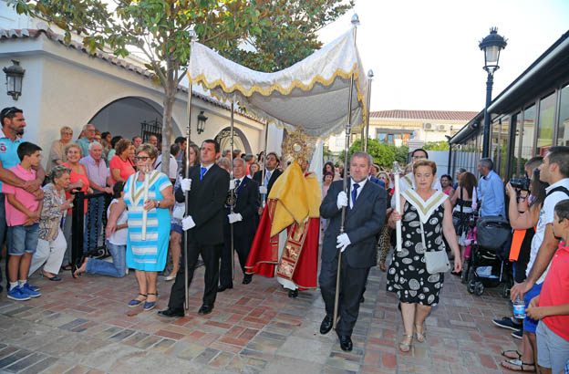 PROCESION CORPUS CHRISTI ARROYO DE LA MIEL 2