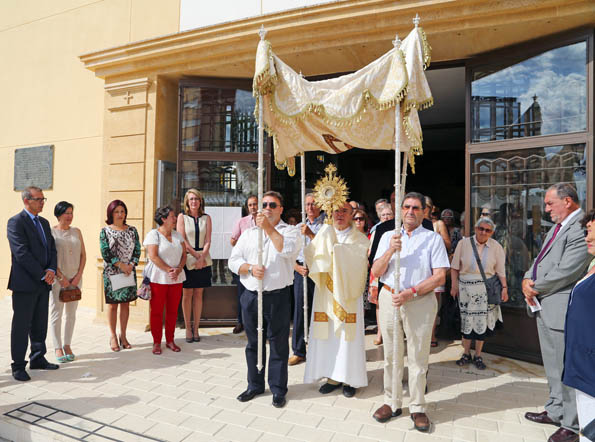 PROCESION CORPUS CHRISTI BENALMADENA COSTA